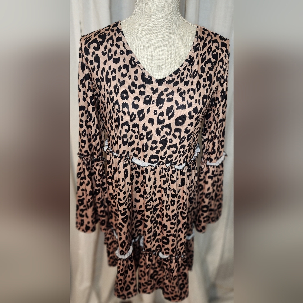 Brand New Shein Bell Sleeved Tiered Leopard Print Dress Size XS